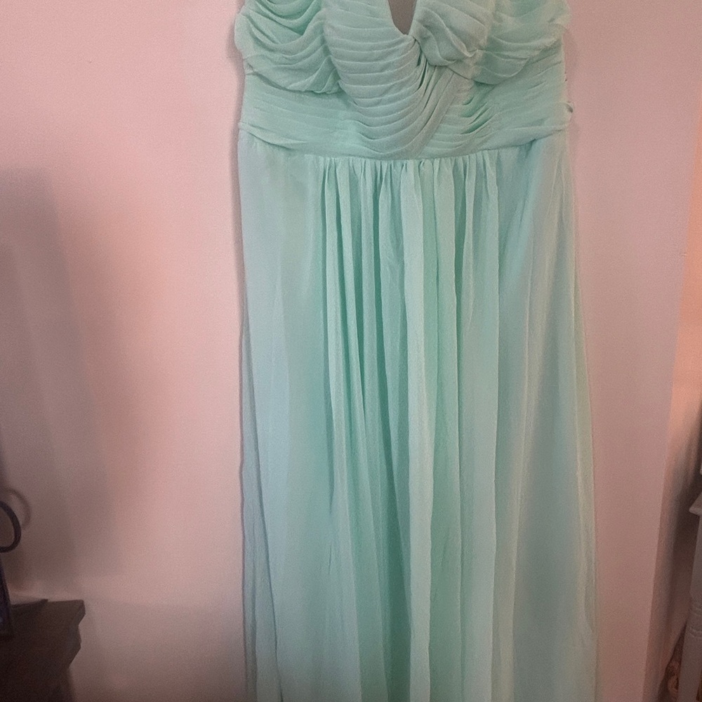 David's Bridal Strapless Mint Green Dress